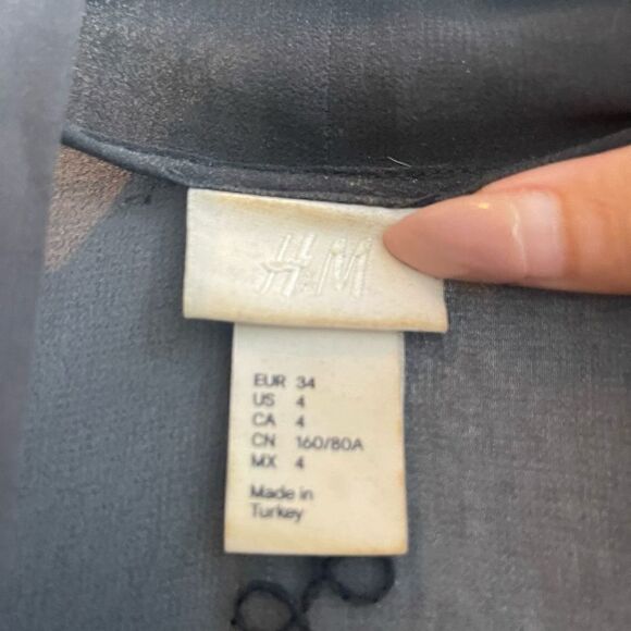 H&M Sheer Long Sleeve Shaw w/ Fringe Detail - Size 4 - Picture 2 of 5